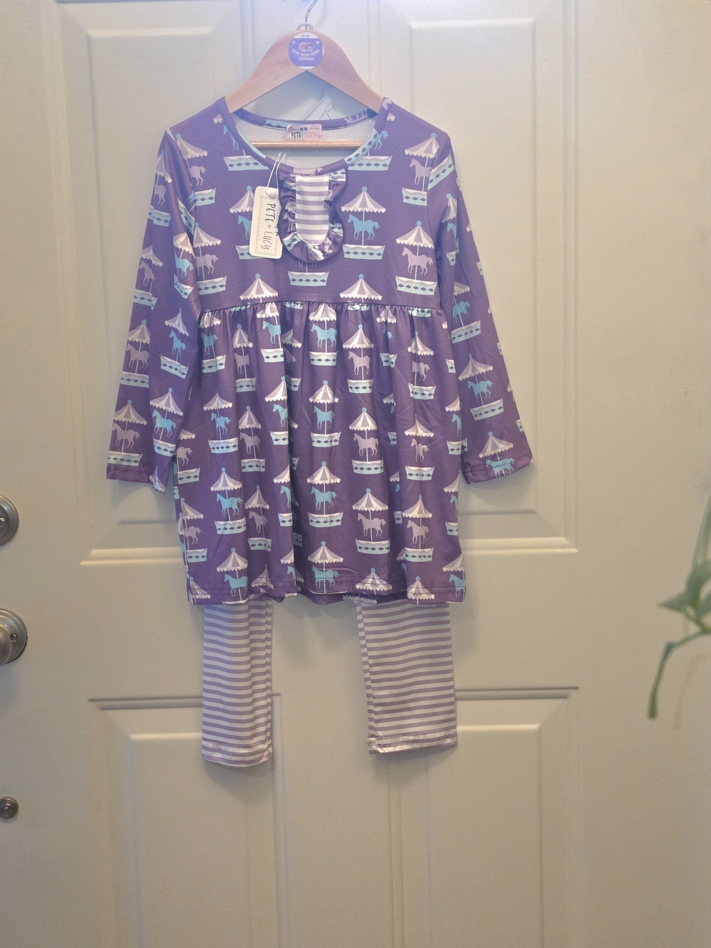 "CAROUSEL" Collection 2pc Set sz 6/6X NWT